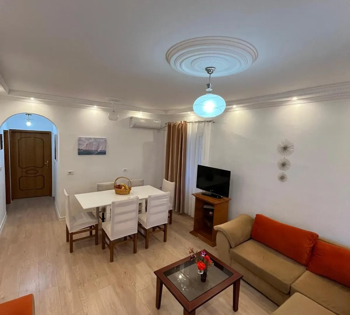 Ml Apartment Saranda Sarande